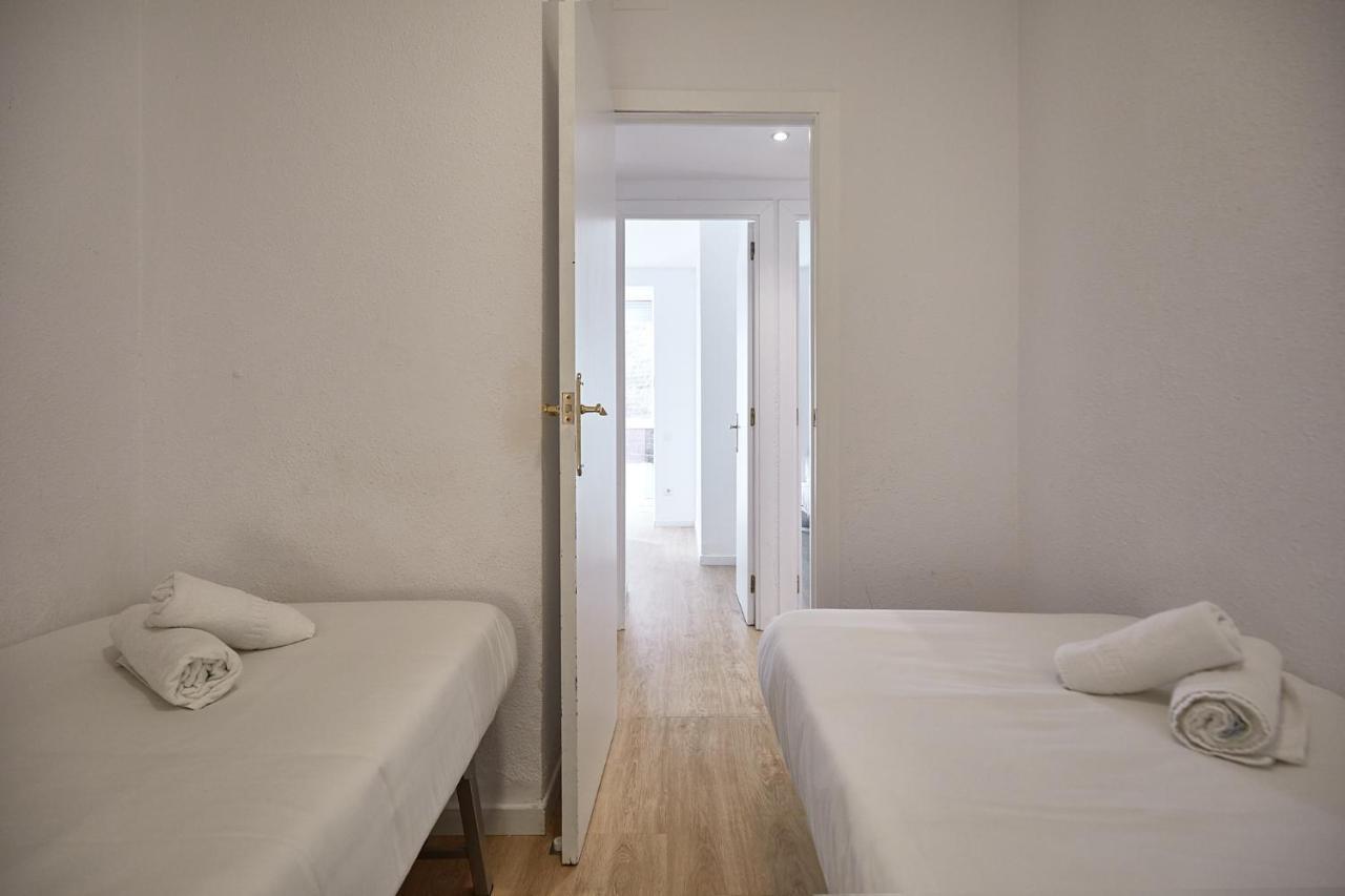 Bbarcelona Clot Apartments Exterior photo